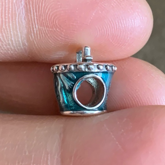 NWOT Disney Parks 2023 The Haunted Mansion Hatbox Ghost Sterling Silver 925 - Picture 6 of 9